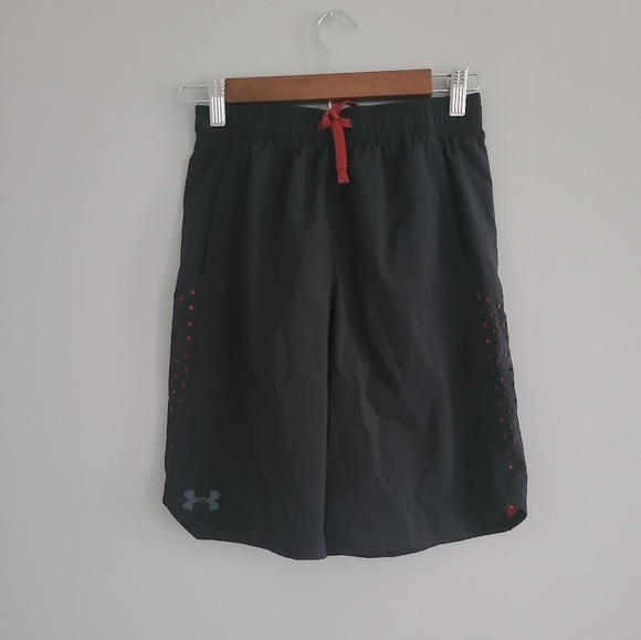Under Armour Other - Under Amour Black Basketball Short Youth L